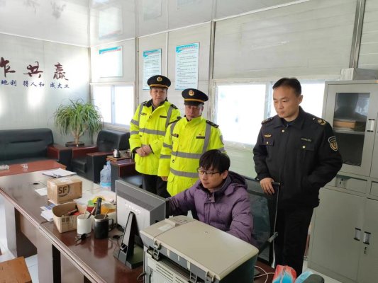 交通运输局交通运输服务中心对驾校安全生产及日常运营情况进行检查