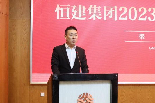2.奎文区政府党组成员、副区长张昭致辞